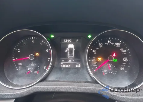 2016 Volkswagen Passat 1.8T S из США, поврежденный, VIN 1VWAT7A32GC009947